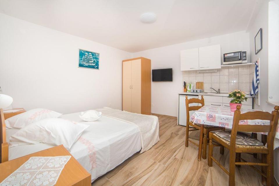 Apartmani Stipan Brela Dış mekan fotoğraf
