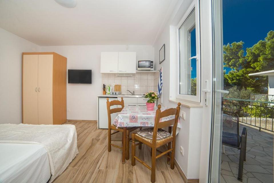 Apartmani Stipan Brela Dış mekan fotoğraf
